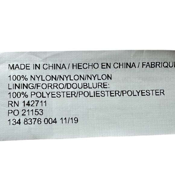 Eloquii size 24 plus size shorts belted vibrant red sequins. - Picture 9 of 10